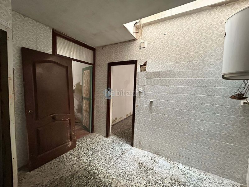 Foto b6186c15-6ab7-422c-8fd9-00888e540c99. Casa aparellada a Oliva pueblo Oliva