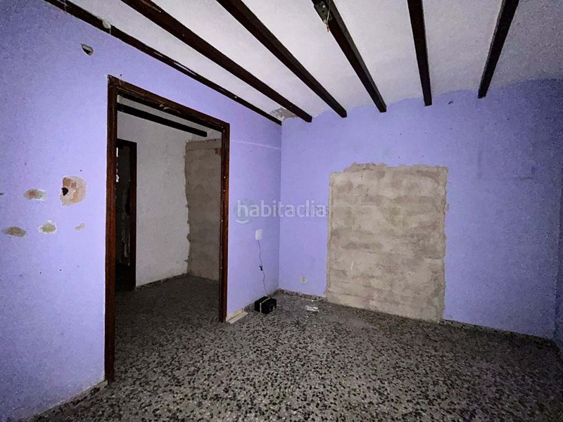 Foto fbc0b854-cb08-4b3d-9b6c-482a113e8358. Casa aparellada a Oliva pueblo Oliva