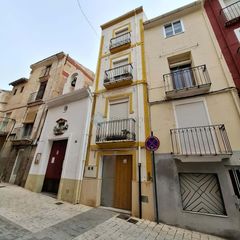 Casa aparellada a Raval