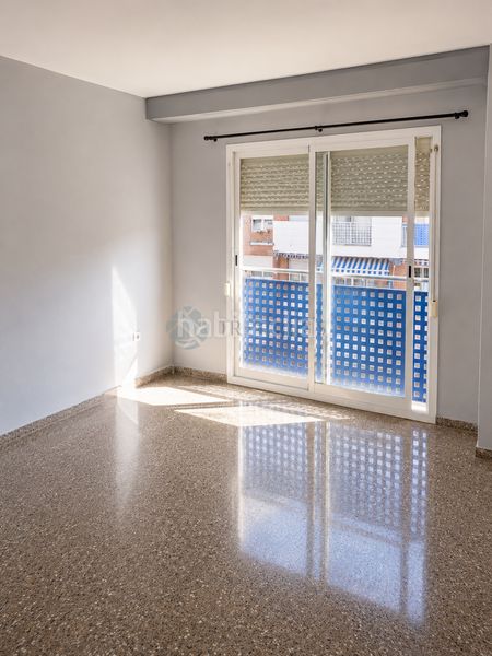 Foto b937edf6-18af-4507-aed5-24b5991aec31. Pis a Alaquàs