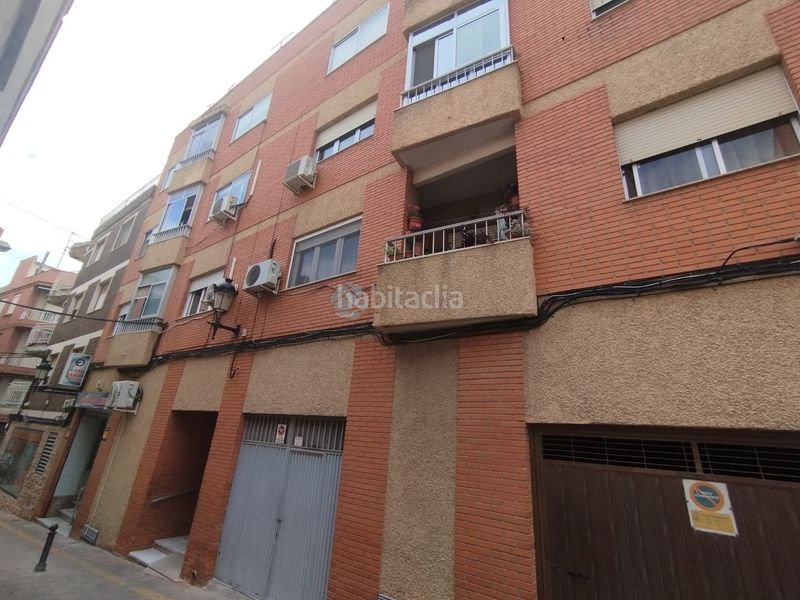 Foto d641ea72-d905-4abd-b542-eb23aa689a2a. Pis a Yecla