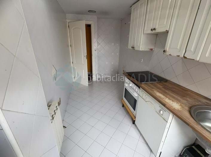 Foto a4a0515d-da4f-4526-862c-b6b548a55a60. Pis a San Diego Madrid