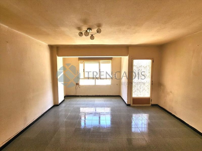 Foto eb9ee2b4-0ee2-48a8-af96-e0f84e92ec99. Piso en Ibi