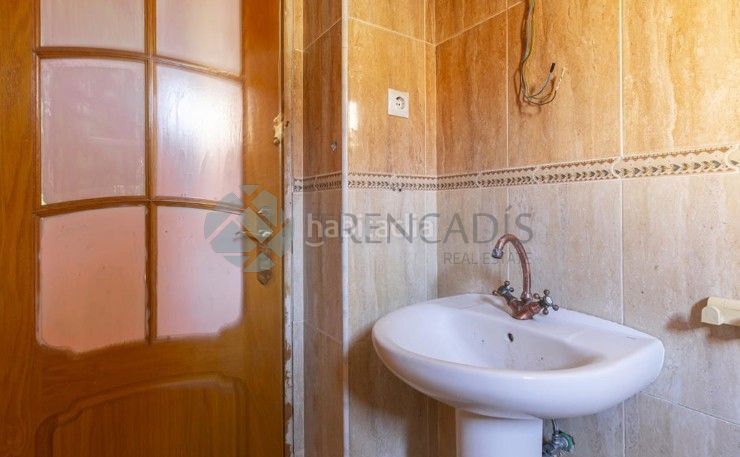 Foto 6b3d0249-27ed-48d5-abca-fc01ae8fb4a4. Pis a Palomeras Bajas Madrid