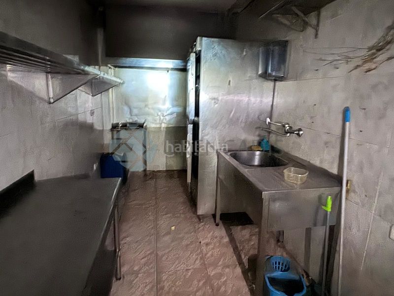 Foto b2a1163d-def8-42b7-8b42-8b85657d5527. Local comercial a L´Hort de Senabre Valencia