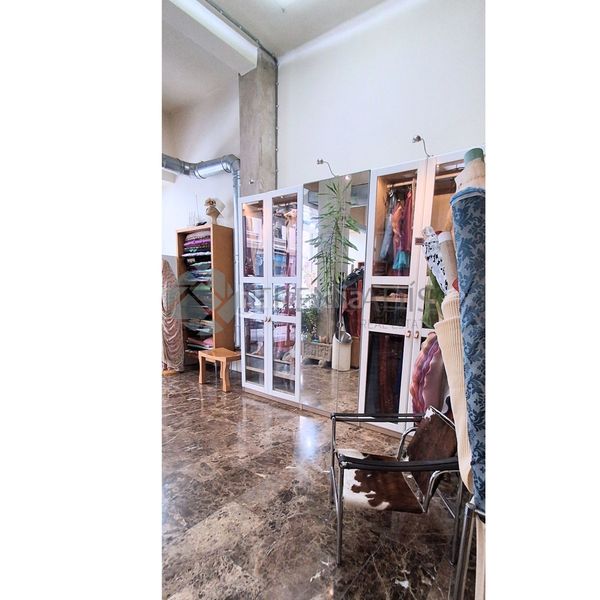 Foto 8039fc4b-a98f-43a8-882f-934ab40515ed. Local comercial a Gran Via Valencia