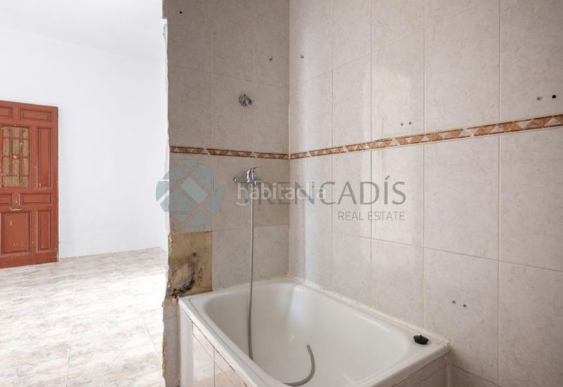 Foto 060fa0b9-6a43-4060-a813-83e2cc87e972. Pis a Acacias Madrid