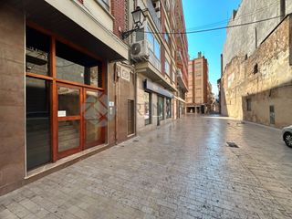 Pis  Cl costa  pl: pt:  alzira (valencia). Vivienda de 2 dormitorios y 2 baños en alzira, ideal para reform