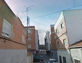 Pis  Cl ntra sra del carmen  pl: pt:a  san sebastian de los reyes (ma. Piso ocupado por persona sin justo títuloeste inmueble debido a