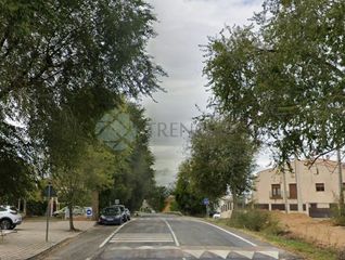 Reihenhaus  Cl pozuelo  es: pl: pt:  chinchon (madrid). Vivienda unifamiliar adosada ocupada por persona sin justo títul