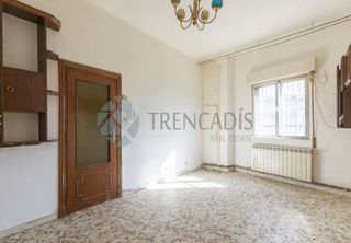 Piso en CL MANGANESO  Es:A PL: Pt:A  MADRID (MADRID)
