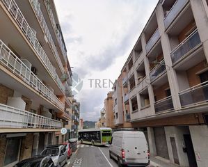 Appartement  Av francesc macià  es: pl:bj pt:  olesa de montserrat (barcelona