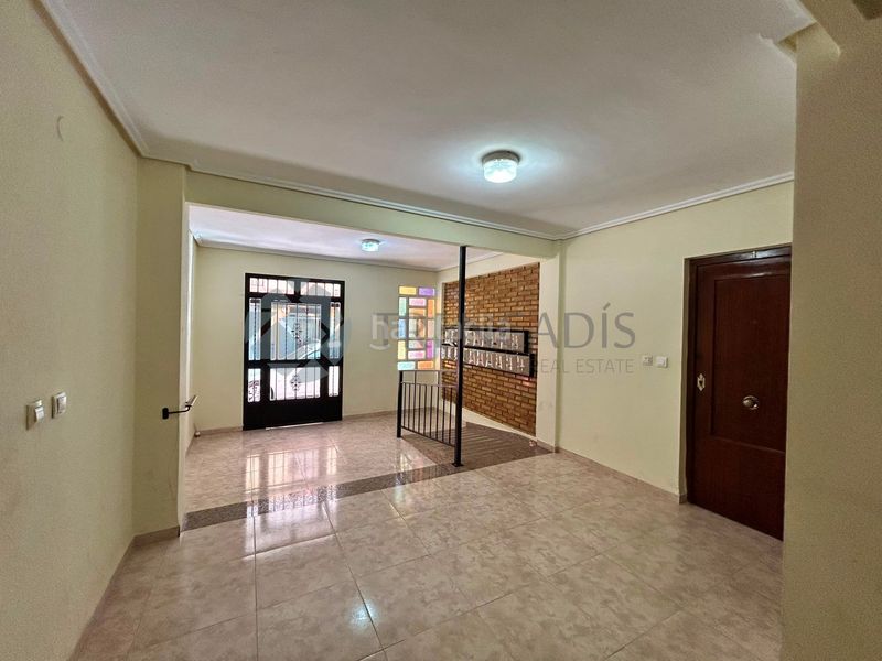 Foto ae248815-36b8-43a4-8f16-c9dafc534c60. Pis a Casco Antiguo Puçol