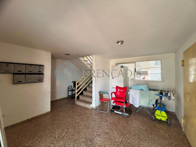 Foto d6ff5b03-9bdc-4169-819d-fe11dd37a81a. Piso en Centro Chiva