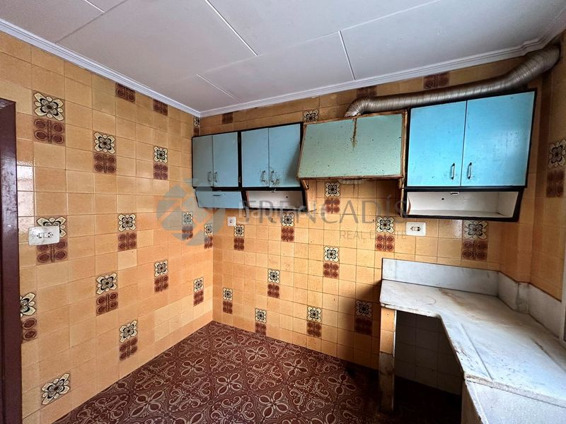 Foto aac205a4-23e9-426e-9738-f0372b7ae189. Pis a Camí Reial Valencia