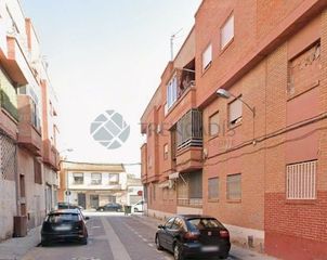 Pis a CL GRANADOS  Es: Pl: Pt:B VIVIENDA Ñ  ALGUAZAS (MURCIA)