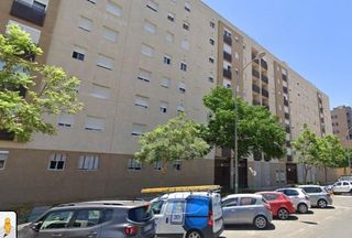 Autoparkplatz in Avenida avenida emilio lemos 42. Promoción segundo garaje al 50 emilio lemos 42 sevilla