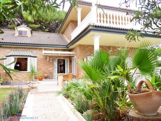 Chalet  Urbanizacion pino grande. Chalet en urbanización pino grande