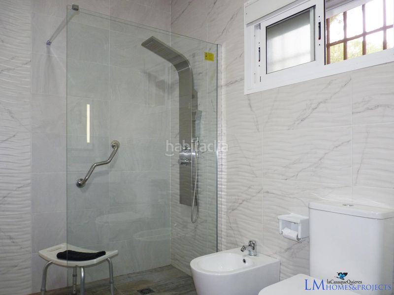 Foto 2a2dba55-8256-48b2-bcb7-cc10811801aa. Xalet amb calefacció aparcament piscina a Carmona