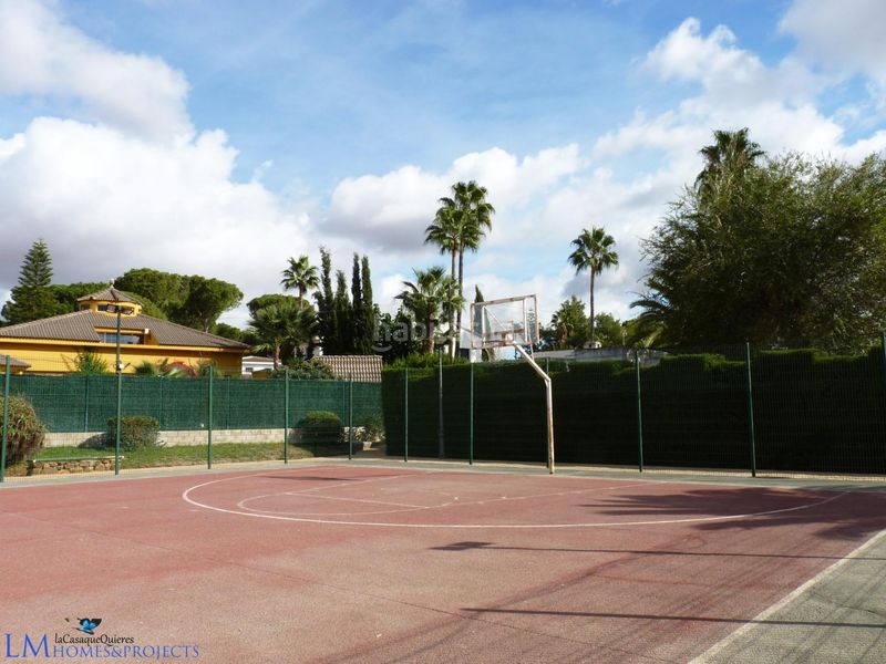 Foto d7690864-6d04-43c2-aaa5-93a54a190e62. Xalet amb calefacció aparcament piscina a Carmona
