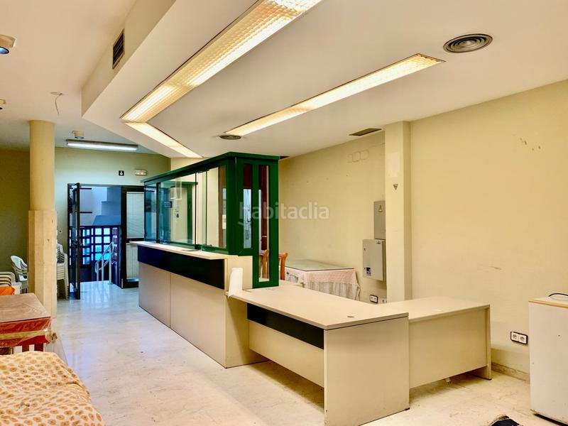 Foto a4d6d835-85e3-43d3-81ea-808dde0be470. Lloguer local comercial a calle s bartolome 8 a Cantillana