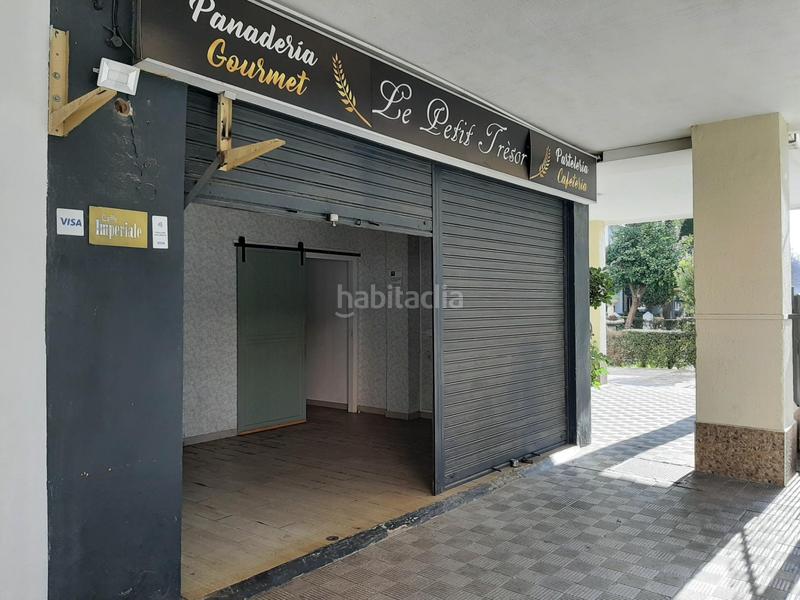 Foto f93c331a-92c1-4f90-a03a-f61c388fefe3. Lloguer local comercial a San Carlos - San José Sevilla