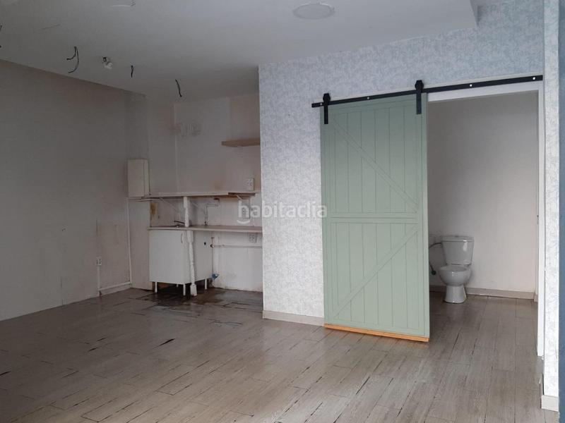 Foto 1dfa23cd-ab92-4df5-b104-f705b7c459d9. Rent business premise in San Carlos - San José Sevilla