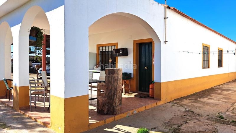 Foto 03ada095-8d82-4b48-b17f-1acbe0593121. Casale con parcheggio piscina in Mairena del Alcor