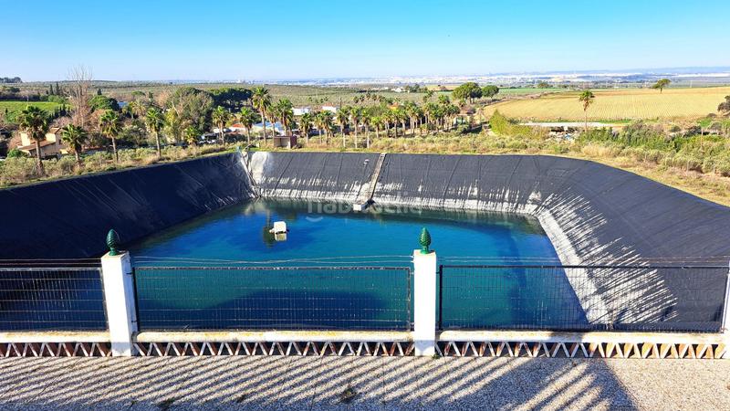 Foto 2b50a10d-d851-4b57-b2b2-9bf4486880b7. Casale con parcheggio piscina in Mairena del Alcor