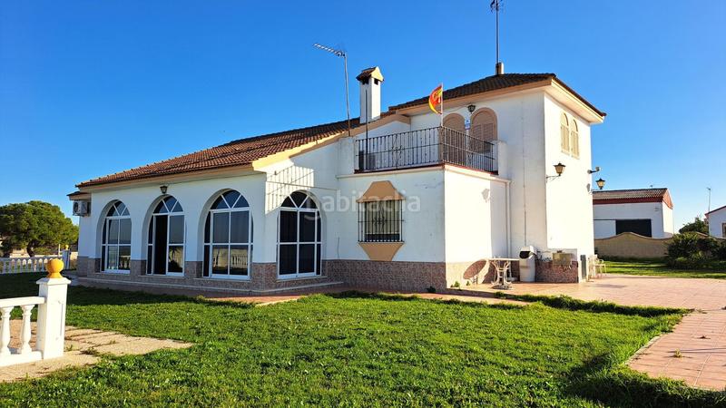 Foto 6b6ece64-8453-4fa6-9b6a-914bbeb838e1. Casale con parcheggio piscina in Mairena del Alcor