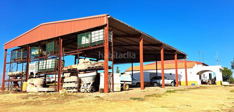 Foto bcaea7a0-be5a-4b48-b39d-0edd2d4191bd. Casale con parcheggio piscina in Mairena del Alcor