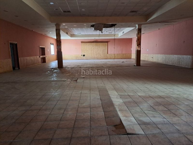 Foto e27f2012-0d12-4814-955b-4594c2f903bf. Lloguer local comercial a Villaverde del Río