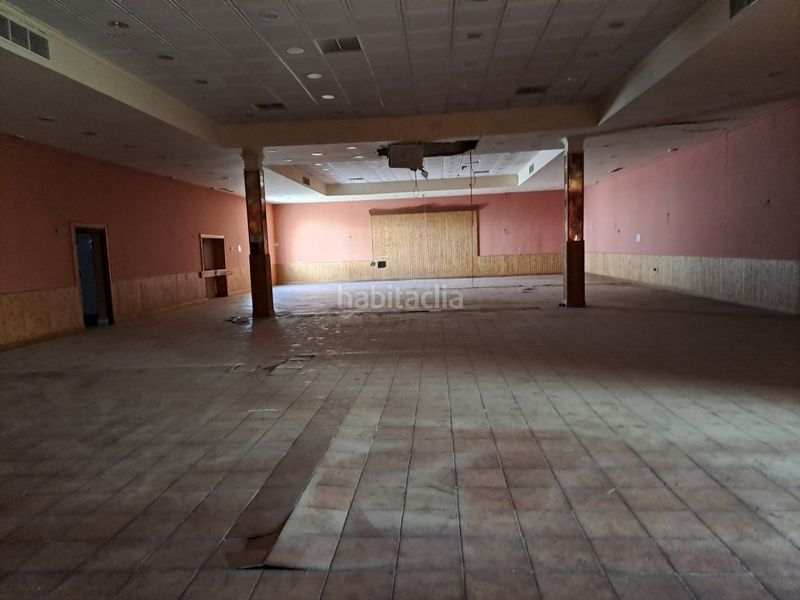 Foto f6655053-33b7-443e-af34-e4341ef53083. Lloguer local comercial a Villaverde del Río