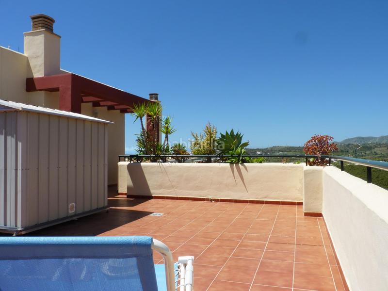 Foto 8802a823-569d-461c-9a6a-0a67566f01c9. Dúplex amb calefacció aparcament piscina a Almayate Bajo