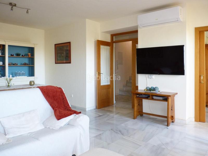 Foto cf0f595e-0c39-4a22-b9d6-17c5868a9287. Dúplex amb calefacció aparcament piscina a Almayate Bajo