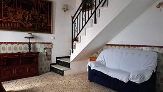 Casa adossada  Calle parroco antonio gomez. Adosado en calle prroco antonio gmez villalobo. sevilla