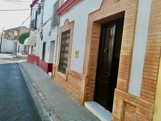 Haus in Tocina. Casa con piscina en el centro de tocina sevilla