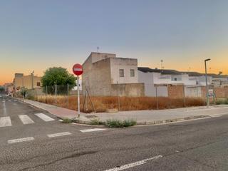 Terreny residencial a Cantillana. Magnifico solar urbano con 224 m2 de superficie en cantillana se