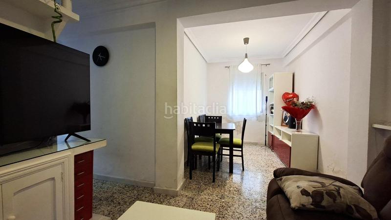 Foto 46ab299d-4dc0-45a8-93ab-cc46b96b8810. Appartamento in Cruz Roja Sevilla