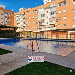 Pis  Europa de 101. Venta de piso con plaza de garaje en urbanización los olmos 1 mo