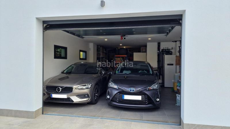 Foto 9f741c7f-7414-470b-b044-259009db0973. Chalet mit parking in Valencina de la Concepción