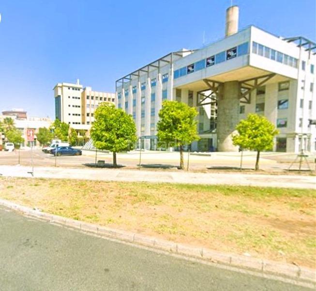 Foto d4189975-83f1-40cb-b6fe-2850174142e5. Oficina inversión inmejorable oficina en Urbadiez - Entrepuentes Sevilla