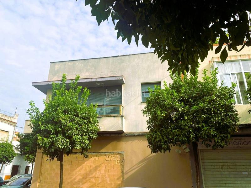 Foto 05422b0b-7695-4d57-87cb-f85f0234ba63. Geschäftsraum in calle de virgilio mattoni 24 in El Cerro Sevilla