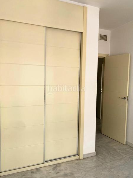 Foto 998b21c6-7588-4a68-927d-e864e5cbb0c2. Pis a avenida de la aeronáutica 9 a Urbadiez - Entrepuentes Sevilla