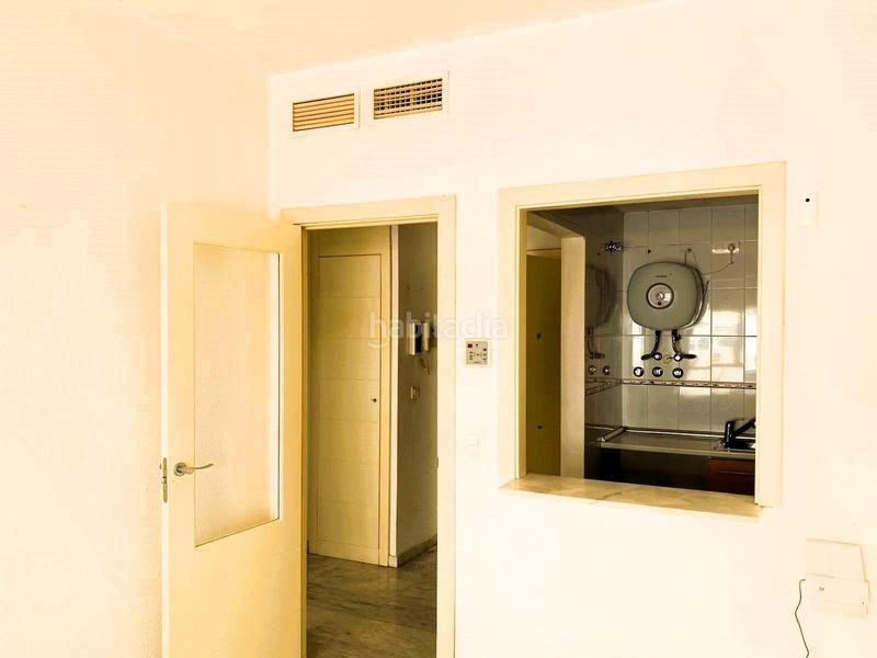 Foto b87f3ef9-22f2-4b2c-a0e1-03dc2d8ecaa1. Pis a avenida de la aeronáutica 9 a Urbadiez - Entrepuentes Sevilla