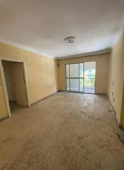 Appartement  Calle nescania 8. Piso a reformar en calle nescania