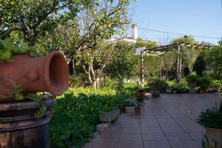 Chalet  Manuel causse sales. Espectacular villa unifamiliar en gines espacio, versatilidad y