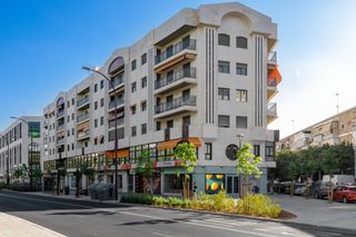 Etagenwohnung in Avenida san francisco javier (de) 23. Piso en avda. san francisco javier