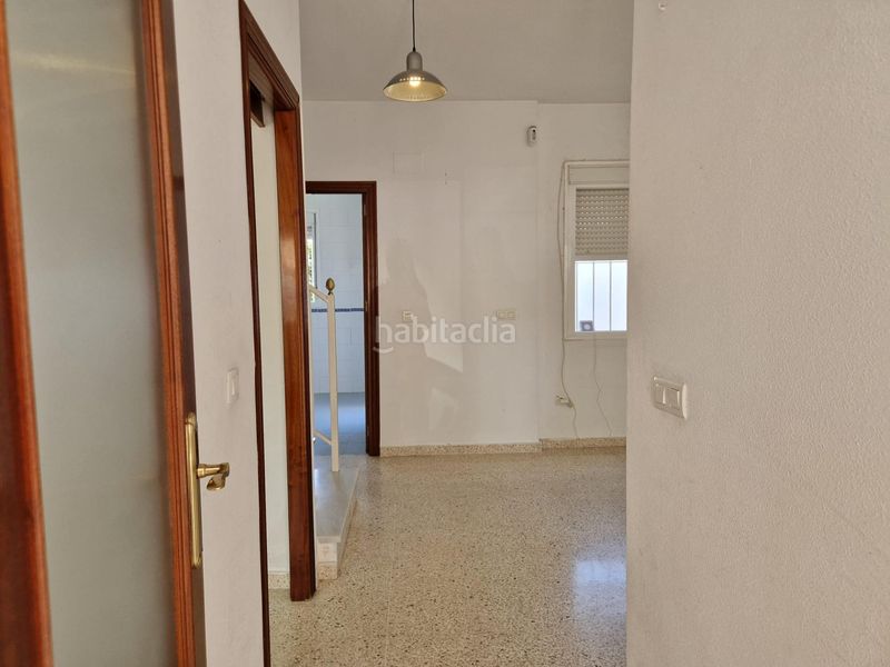 Foto 648f92df-64aa-4f84-ae9c-1229e5450dfc. Casa adossada amb calefacció a Umbrete