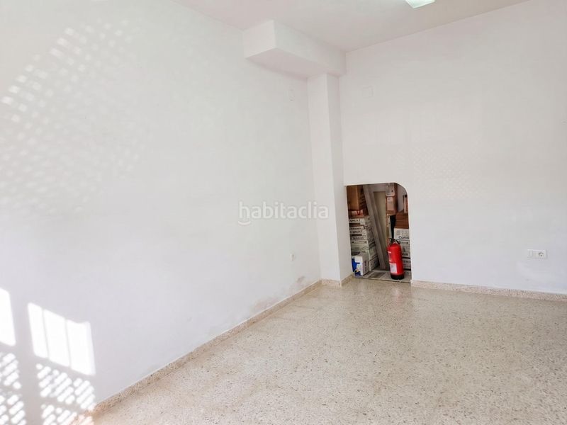 Foto 84642f6d-8b09-43e2-bd2b-c9c21df43e1a. Casa adossada amb calefacció a Umbrete